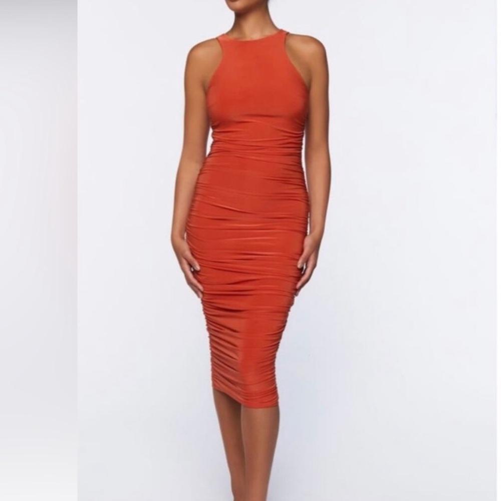 NWOT Ruched Bodycon Midi Dress in Rust